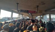 Metro CDMX inició la jornada con retrasos y aglomeraciones en rutas como la Línea 9, en foto.