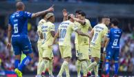 Futbolistas del América festejan un gol en el Torneo Clausura 2023.