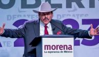 Tribunal Electoral de Coahuila amonesta a Armando Guadiana por fotos de menores en precampaña.