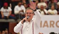 El canciller, Marcelo Ebrard, durante un evento en Morelia, Michoacán ayer.