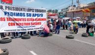 Comuneros de Topilejo cerraron ayer ambos sentidos de la vialidad México - Cuernavaca.