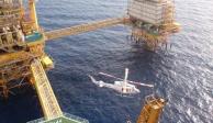 Pemex reporta accidente de helicóptero en costas de Campeche