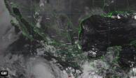 Tormenta tropical 'Adrián' ya es huracán categoría 1; se encuentra al suroeste de Manzanillo, Colima.