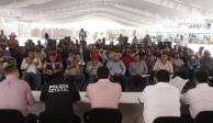 Tras mesa de diálogo con el Gobierno de Guerrero, pobladores de varias comunidades de Chilpancingo acuerdan liberar a funcionarios retenidos y quitar los bloqueos instalados en la Autopista del Sol.