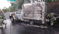 Se incendia camioneta en Insurgentes Norte.