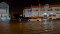 Las fuertes lluvias de este sábado 22 de julio, dejaron a Mazatlán con varios árboles y anuncios caídos, inundaciones, y varias colonias con apagones.