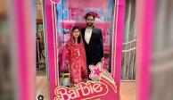La activista Malala Yousafzai comparte fotografía de la caja de la película de Barbie.