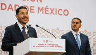 El mandatario capitalino, Martí Batres, y el titular de la SSC, Omar García Harfuch, en la conferencia de prensa, ayer.