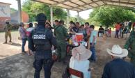 Personas desplazadas de comunidades de la sierra de Sinaloa, en el albergue establecido por el gobierno estatal, el pasado 31 de julio.