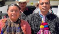 La alcaldesa de Mitontic, Chiapas, Maruca Méndez, y su esposo, ayer.