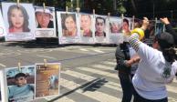 Colocan ofrenda en la Glorieta de los Desaparecidos.