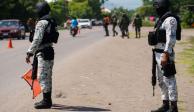 Elementos de la GN, Ejército y policía estatal vigilan la zona de Buenavista, ayer.