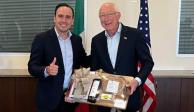 Manolo Jiménez se reúne con Ken Salazar, embajador de Estados Unidos en México.