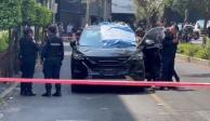 Asesinan a hombre de 45 años dentro de camioneta de lujo cuando conducía sobre Barranca del Muerto, en la alcaldía Álvaro Obregón.