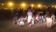 Cientos de migrantes intentan cruzar a EU desde Ciudad Juárez, Chihuahua