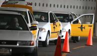 AICM retira puntos de venta de base de taxis Sitio 300 por adeudo de 60 millones de pesos.