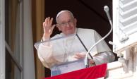 El Papa Francisco dirige la oración del Ángelus en el Vaticano.