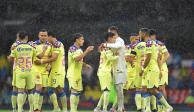 Futbolistas azulcremas celebran la victoria ante el Pachuca la semana pasada.