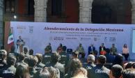 AMLO abanderó en Palacio Nacional a los deportistas mexicanos que participarán en los Juegos Parapanamericanos 2023.