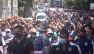 Un contingente se manifiesta en calles de la CDMX