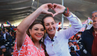 Claudia Sheinbaum y Clara Brugada, ayer, en Iztapalapa.