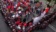 Integrantes del Sindicato de Trabajadores del Colegio de Bachilleres, realizaron una protesta en Calzada de Tlalpan a la altura de las oficinas del SINTCB