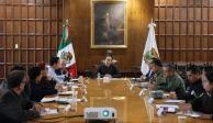 El gobernador Manolo Jiménez Salinas destacó que la labor conjunta con el Ejército Mexicano, con la Guardia Nacional, con el Instituto Nacional de Migración, con las fiscalías, con las instituciones de seguridad de la federación, del estado y del municipio, es lo que ha dado resultado a la entidad en materia de seguridad.