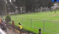 Balacera durante partido de futbol deja 2 muertos y 8 heridos en Tláhuac.