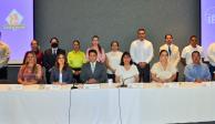 La presidenta del IEE de Colima, Adriana Ruiz (al centro), al presentar su informe el pasado 20 de diciembre.
