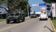 Elementos del Ejército durante su arribo a la capital de Tabasco, ayer.