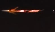 Captan momento en que se incendia un avión Boeing 747-8