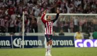 Javier Hernández celebra un gol con Chivas en el Estadio Jalisco, en el 2009