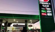 Gasolina a 12 pesos en México.