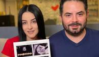 José Eduardo Derbez y Paola Dalay revelan género de su bebé (VIDEO)
