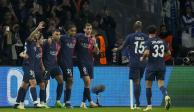 Jugadores del PSG celebran uno de sus goles contra la Real Sociedad en la ida de los octavos de final de la Champions League.