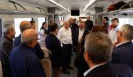 AMLO realiza primer recorrido de prueba del tren 'El Insurgente' de Lerma a Santa Fe.