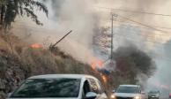 Incendio de pastizales en Naucalpan, ayer.