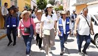 Lía Limón recorriendo calles rehabilitadas en Álvaro Obregón