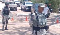 Elementos de la Guardia Nacional, en las instalaciones del campo de golf de Huatulco, el jueves.