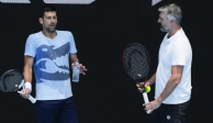 Novak Djokovic y su entrenador Goran Ivanisevic en el Abierto de Australia de 2023