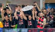 El Leverkusen es por primera vez campeón de Alemania.