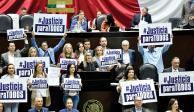Legisladores de oposición se manifestaron en contra de la Ley de Amnistía desde la tribuna, el pasado 24 de abril.
