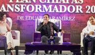 Eduardo Ramírez Aguilar presenta su libro "Plan Chiapas Transformador" en la Universidad Autónoma de Chiapas.