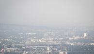 Vista aérea del Estadio Azteca en la cual se aprecia la contaminación de ayer.