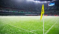 El Estadio Azteca lleno de granizo antes de la final de ida de la Liga MX Femenil entre América y Monterrey.