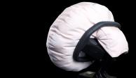 La compañía alemana presentó un prototipo de airbag que busca dejar el volante sin daños.
