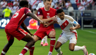Árbitro del partido entre Perú vs Canadá se desploma por golpe de calor