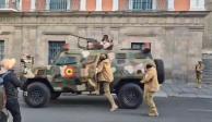 Militares se retiran de la Plaza Murillo tras nuevo nombramiento