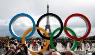 Los aros olímpicos París, sede de los Juegos Olímpicos del 2024.