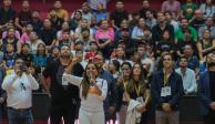 Mara Lezama reinaugura el Poliforum Cancún con el debut del nuevo equipo de basquetbol "El Calor de Cancún".